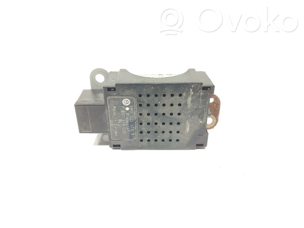 Volkswagen Golf V Amplificator sunet 