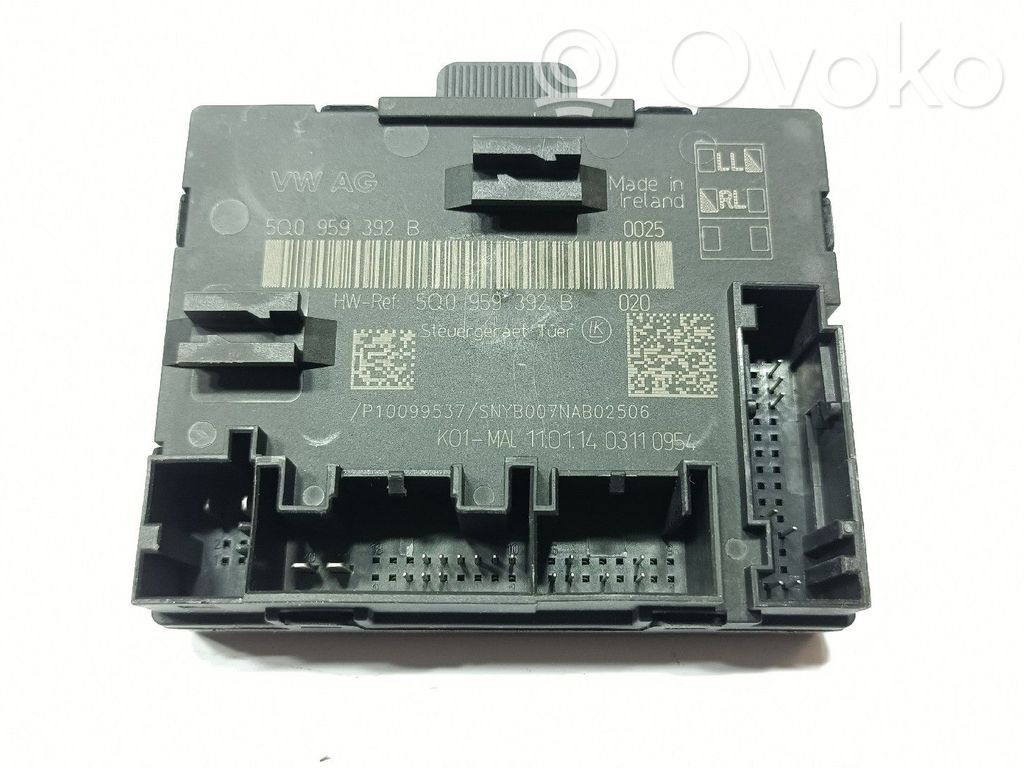 Oven ohjainlaite/moduuli   5Q0959392B