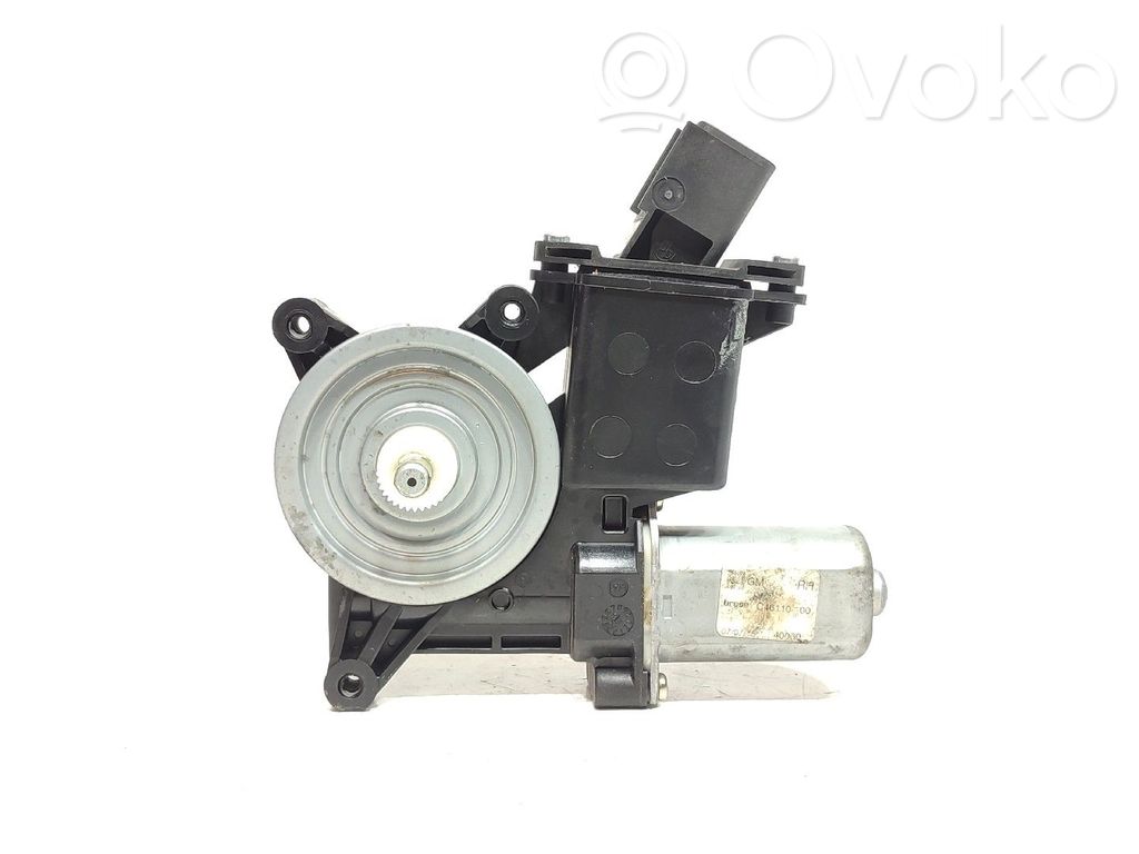 Opel Astra K Moteur de lève-vitre de porte arrière 