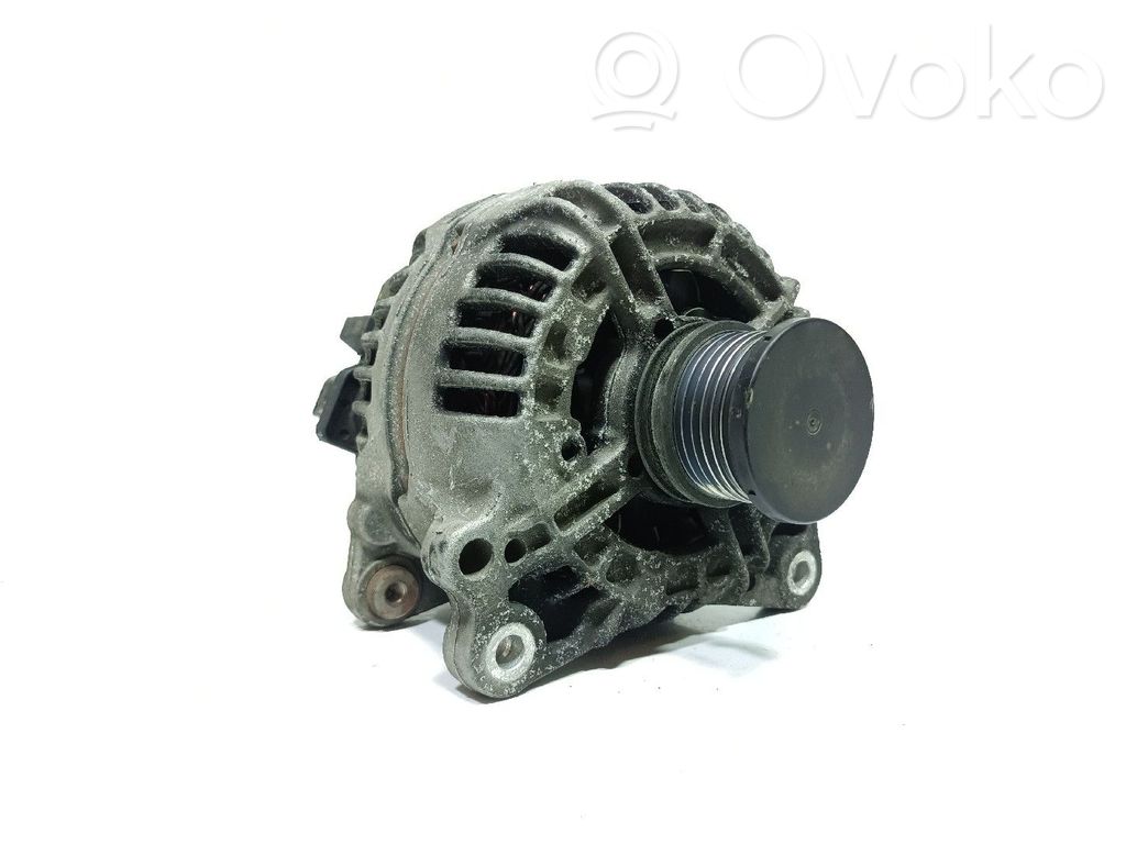 Alternador   03G903016E