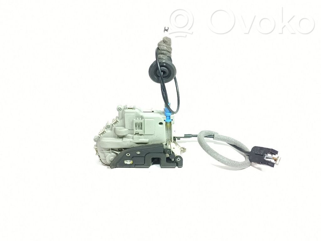 Audi A3 S3 8V Front door lock 