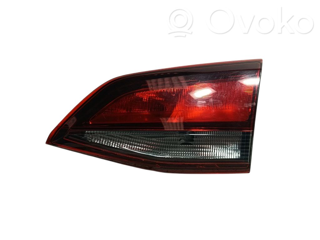Opel Astra K Lampă spate în capacul portbagajului 