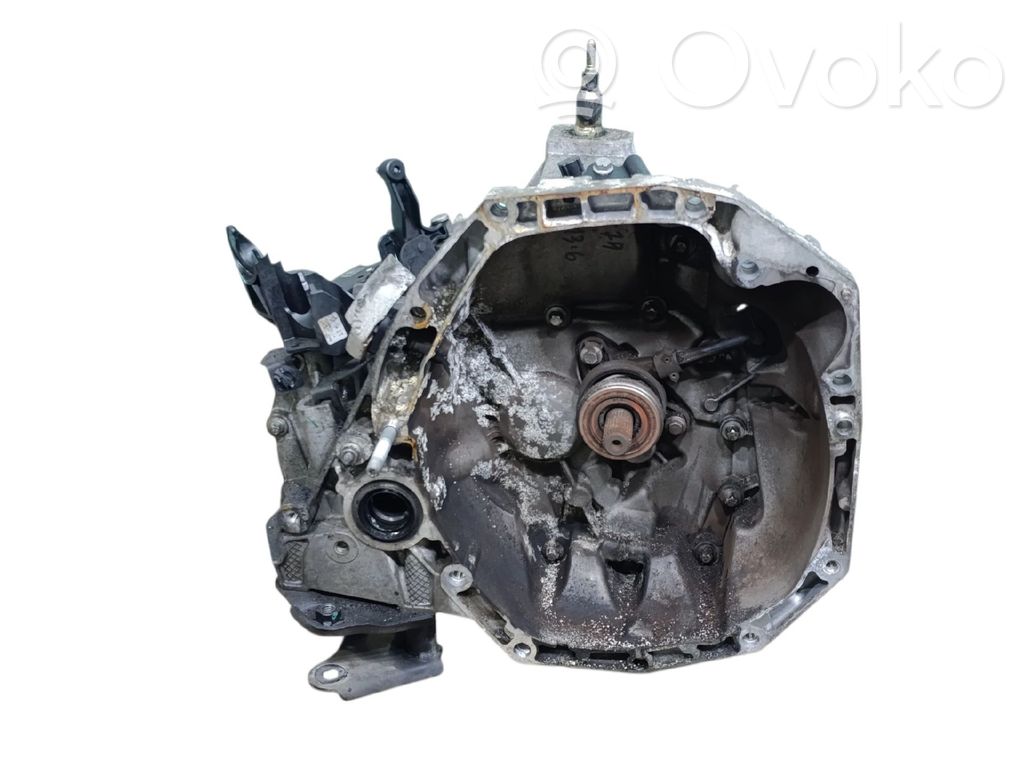 Nissan Micra K14 Manualna 5-biegowa skrzynia biegów 