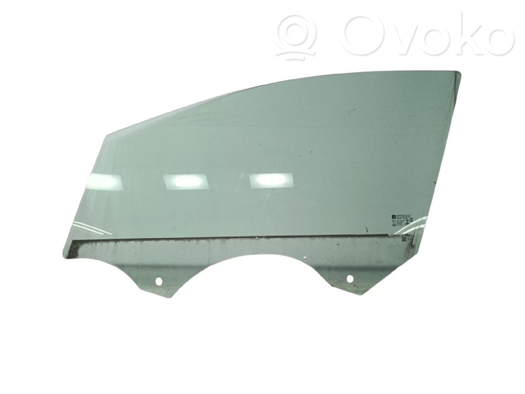 Opel Astra K Front door window glass four-door 
