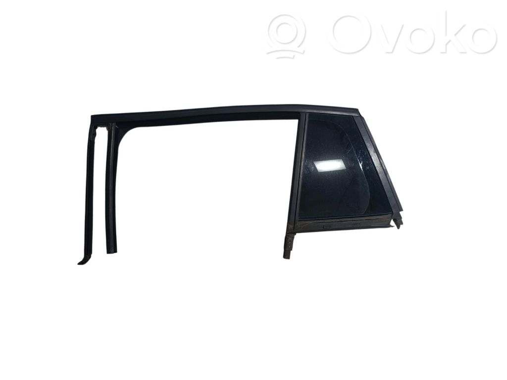 Opel Astra K Rear side window 