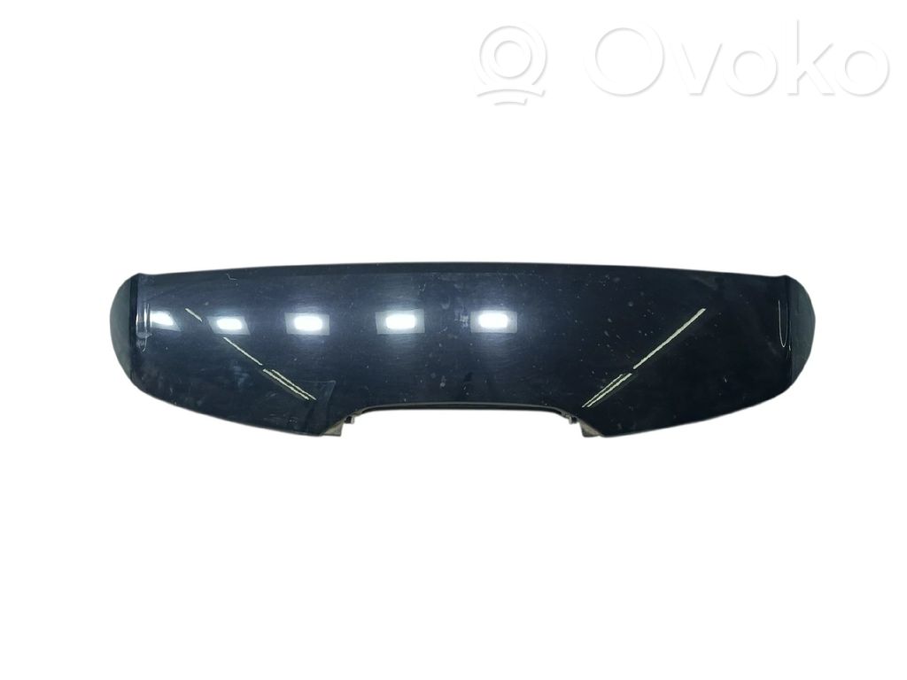 Tailgate/trunk spoiler   31253209,DEFEITO