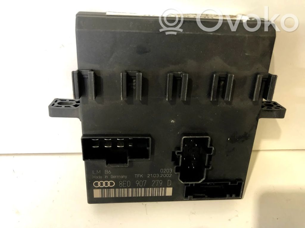 Audi A4 S4 B6 8E 8H Module de contrôle carrosserie centrale 