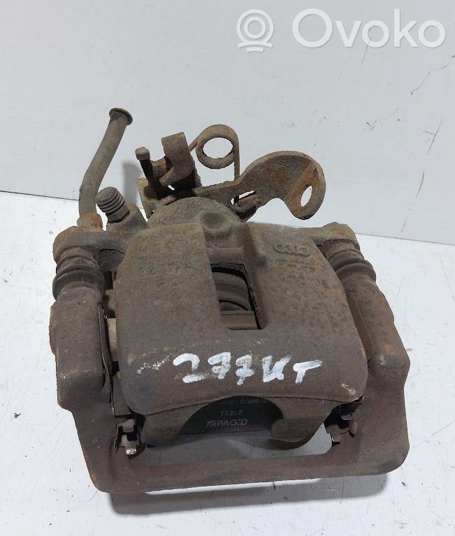 Audi A4 S4 B6 8E 8H Tylny zacisk hamulcowy 