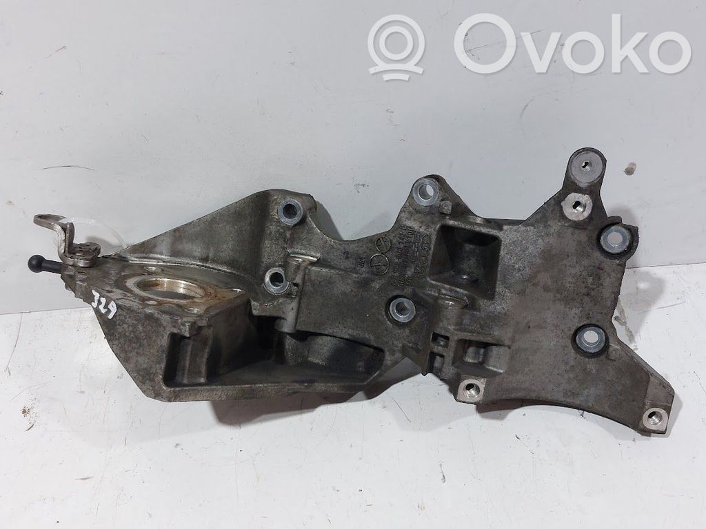 Audi A3 S3 8P Mocowanie alternatora 