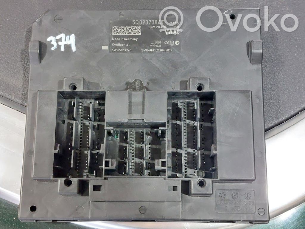 Moduł / Sterownik komfortu   5Q0937084T,5Q0937084T,5Q0937084T