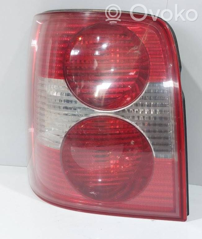 Volkswagen PASSAT B5.5 Lampa tylna 