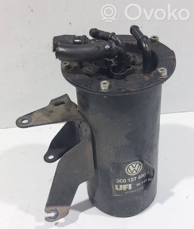 Volkswagen PASSAT B6 Fuel filter bracket/mount holder 