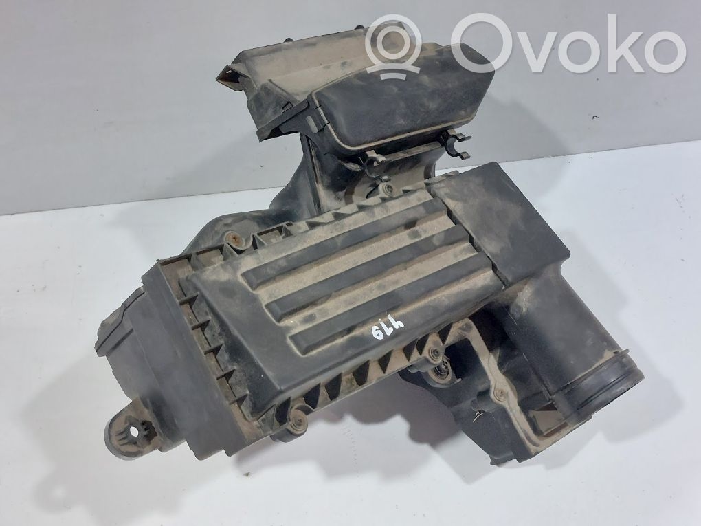 Volkswagen Golf Plus Air filter box 