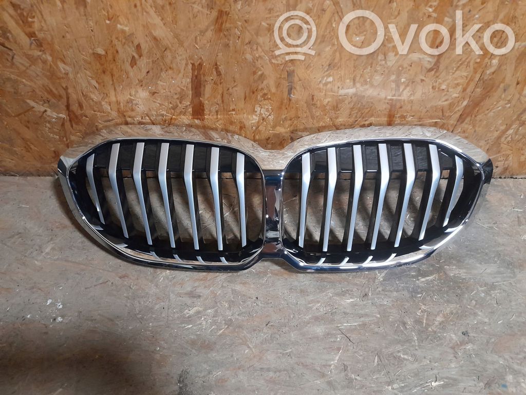 BMW 1 F40 Grilă radiator față 