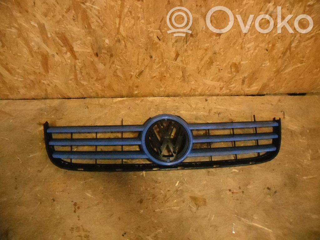 Volkswagen Transporter - Caravelle T5 ACC-etäisyystutkan anturi etusäleikössä/listassa 