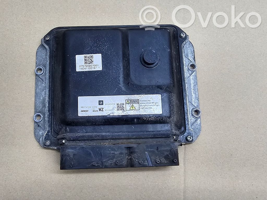 Opel Zafira B Engine control unit/module 
