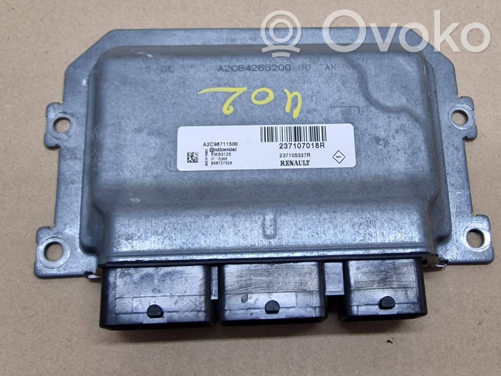 Dacia Sandero II Engine control unit/module 