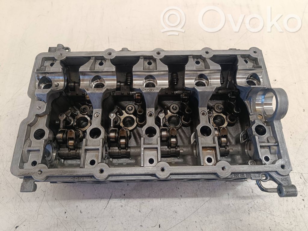 Volkswagen PASSAT B6 Culata del motor 