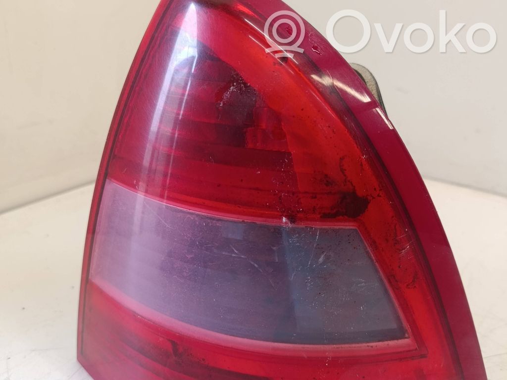Citroen C5 Aizmugurējais lukturis virsbūvē 