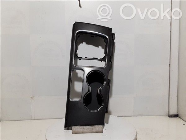 Consola central   84651D4600AK5