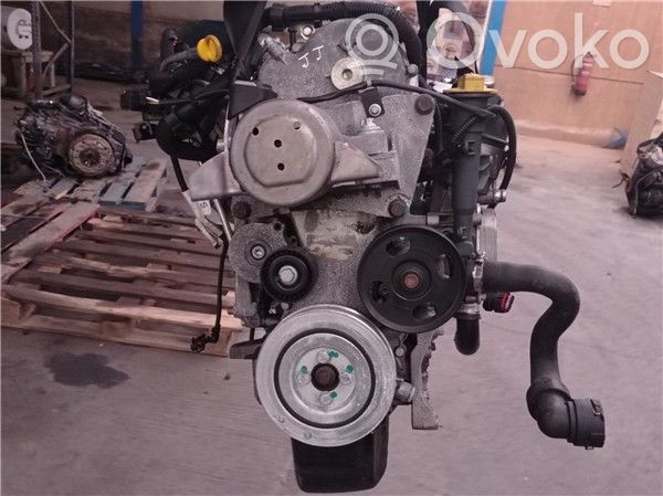 Engine head   93184819