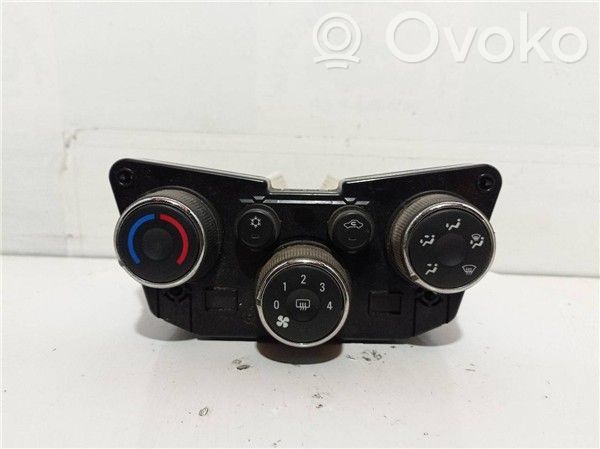 Chevrolet Aveo Air conditioning (A/C) switch 