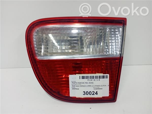 Seat Leon (1M) Takavalon polttimo 