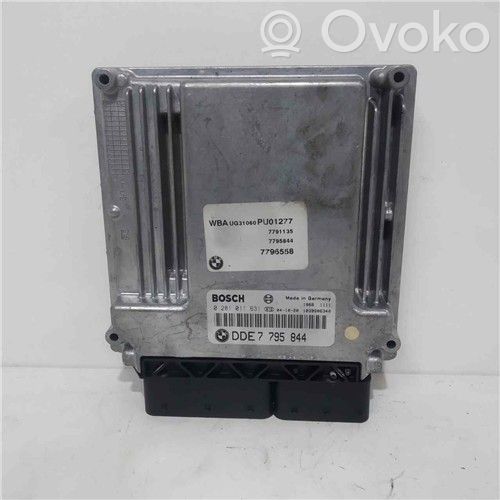 BMW 1 E81 E87 Motora vadības bloka ECU 