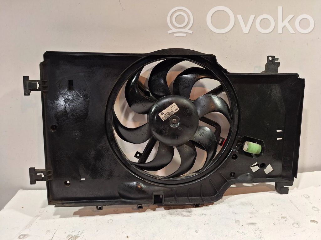 Peugeot 308 Coolant radiator 