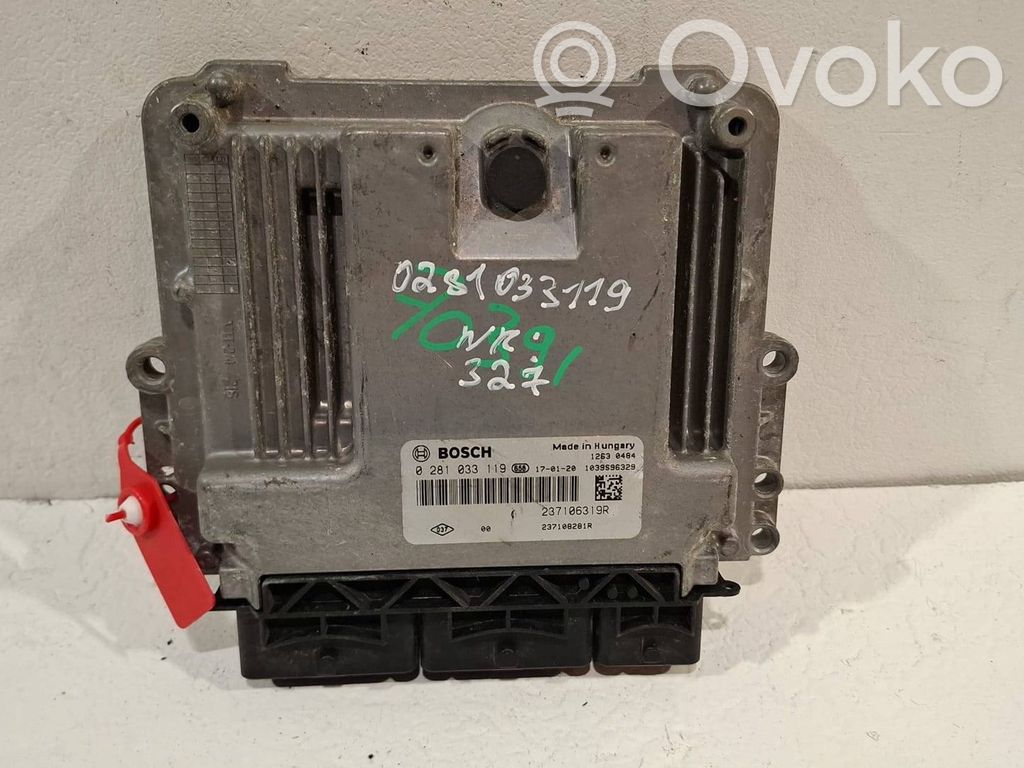 Renault Clio IV Engine control unit/module 