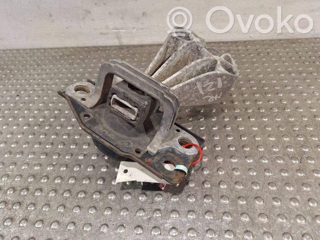 Renault Scenic II -  Grand scenic II Engine mount bracket 