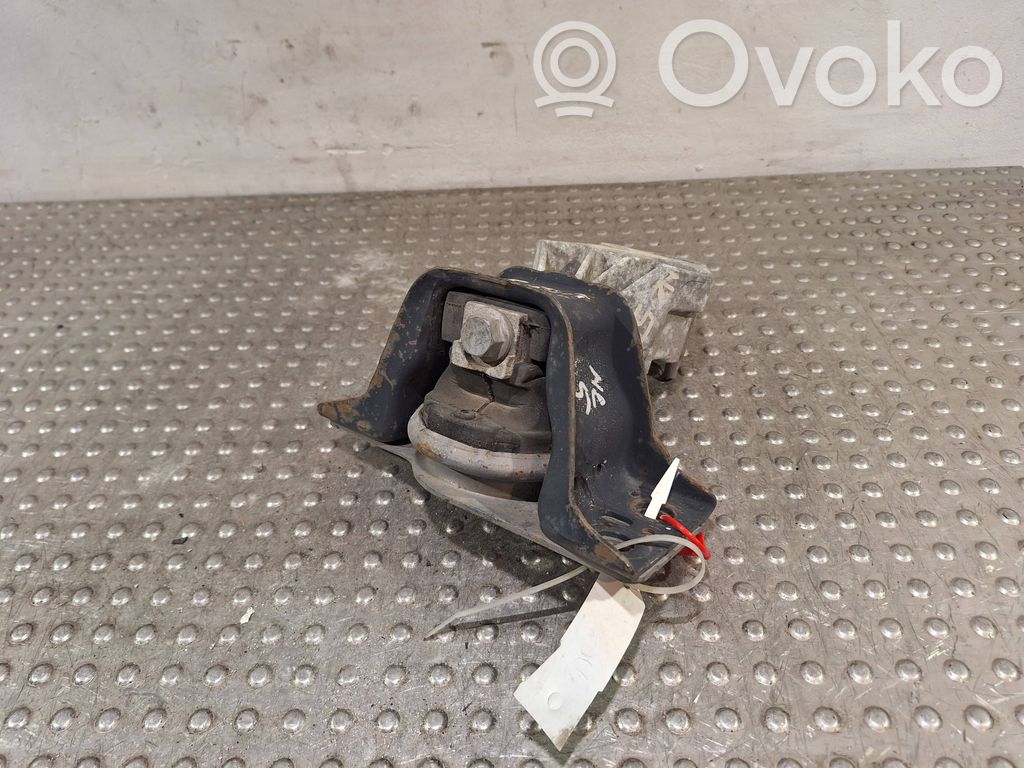 Renault Modus Engine mount bracket 