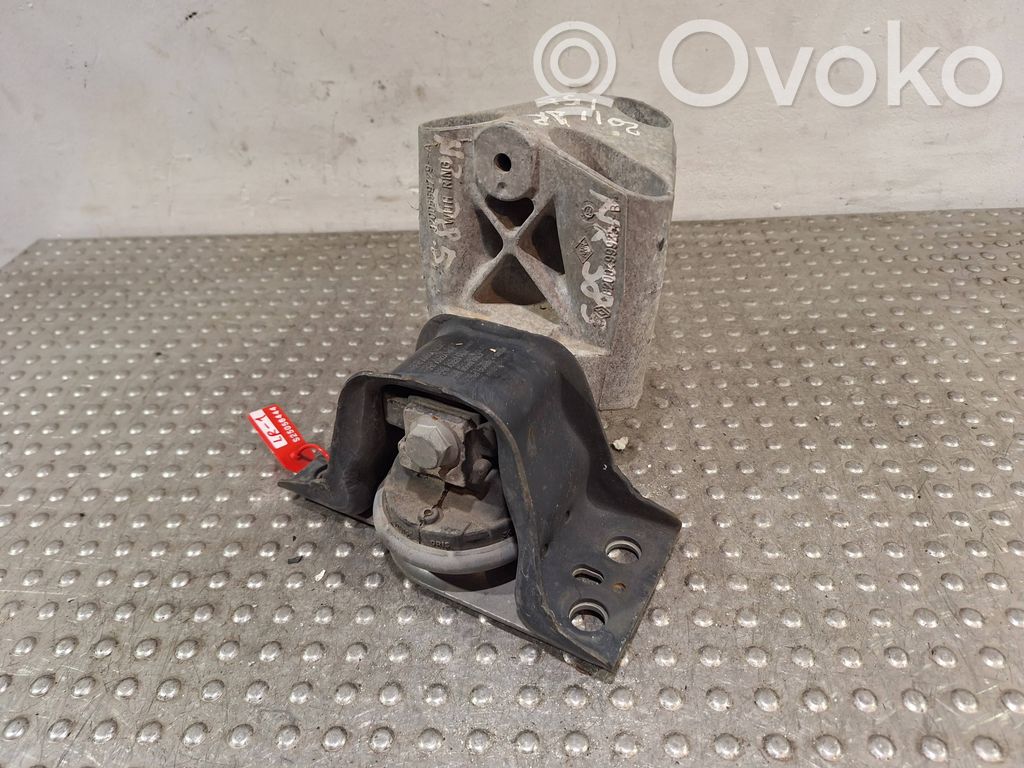 Renault Clio III Engine mount bracket 