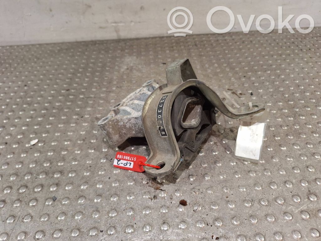 Fiat 500 Engine mount bracket 
