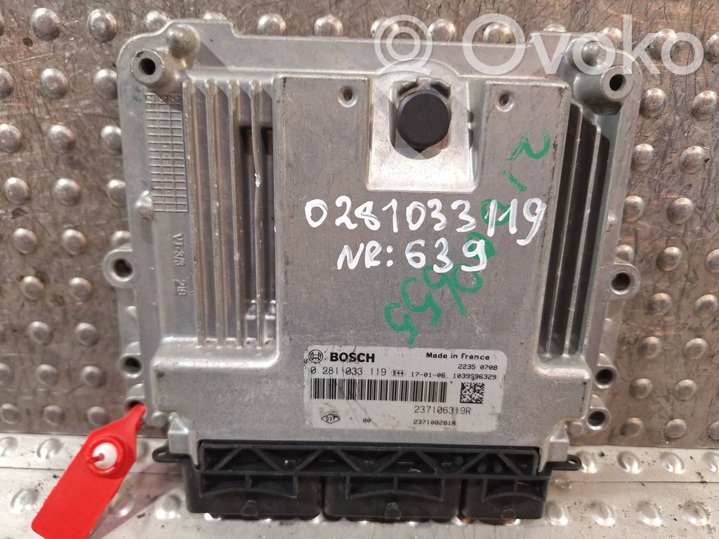 Renault Clio IV Engine control unit/module 