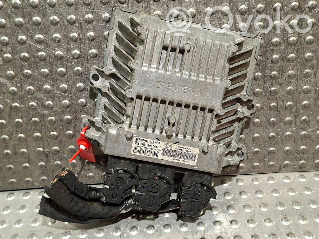 Citroen Xsara Picasso Engine control unit/module 