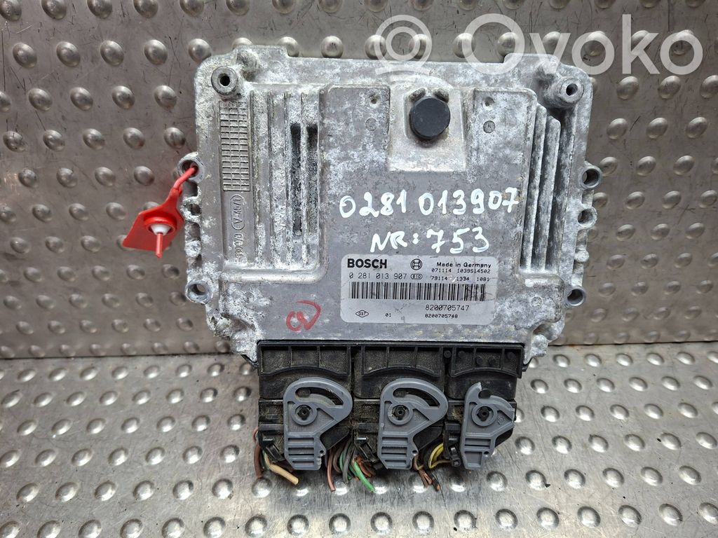 Renault Megane II Engine control unit/module 