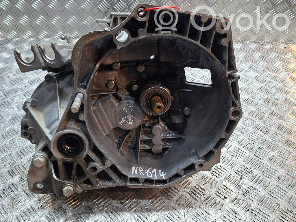 Fiat 500L Mehāniska 5 ātrumu pārnesumkārba 