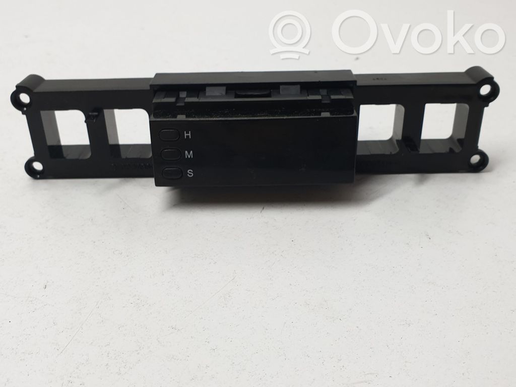 Chevrolet Captiva Clock 