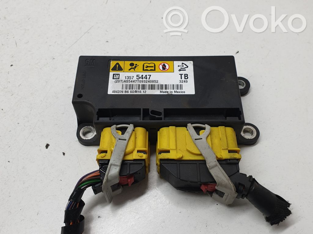 Opel Insignia A Airbag control unit/module 
