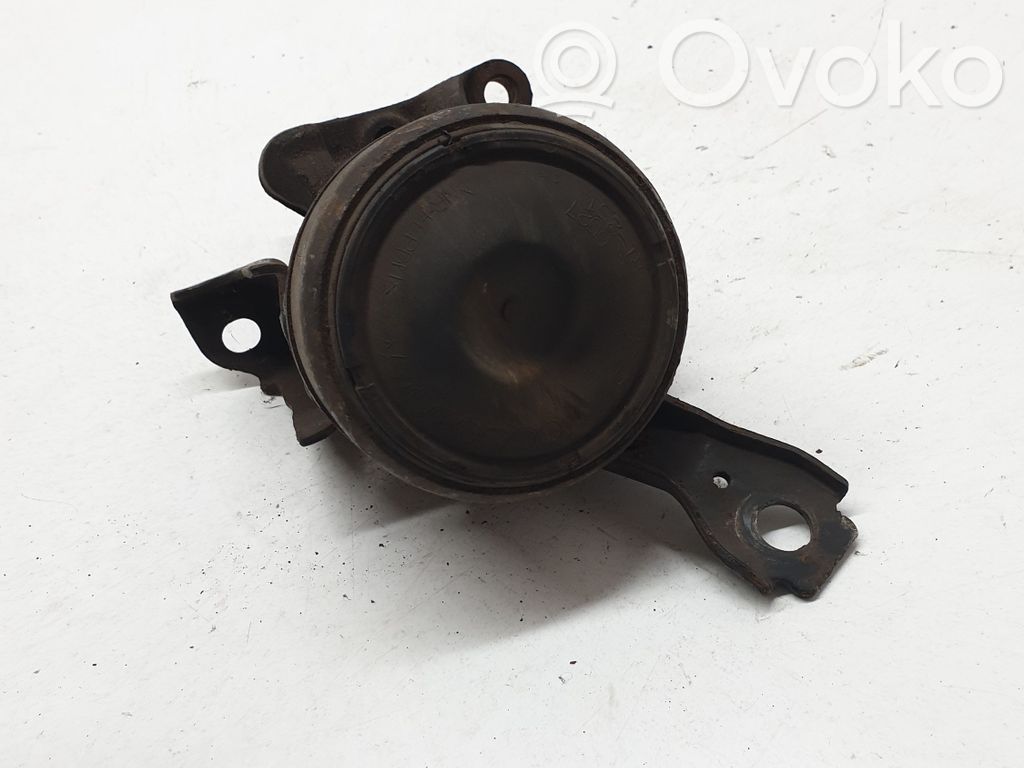 Toyota RAV 4 (XA20) Engine mount bracket 