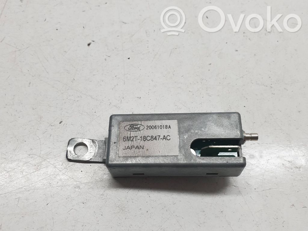 Antenna control unit   6M2T18C847AC,20061018A