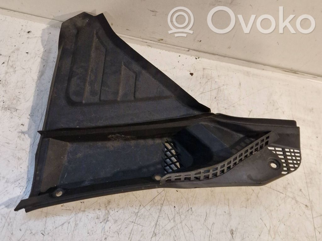 BMW 7 F01 F02 F03 F04 Kita išorės detalė 