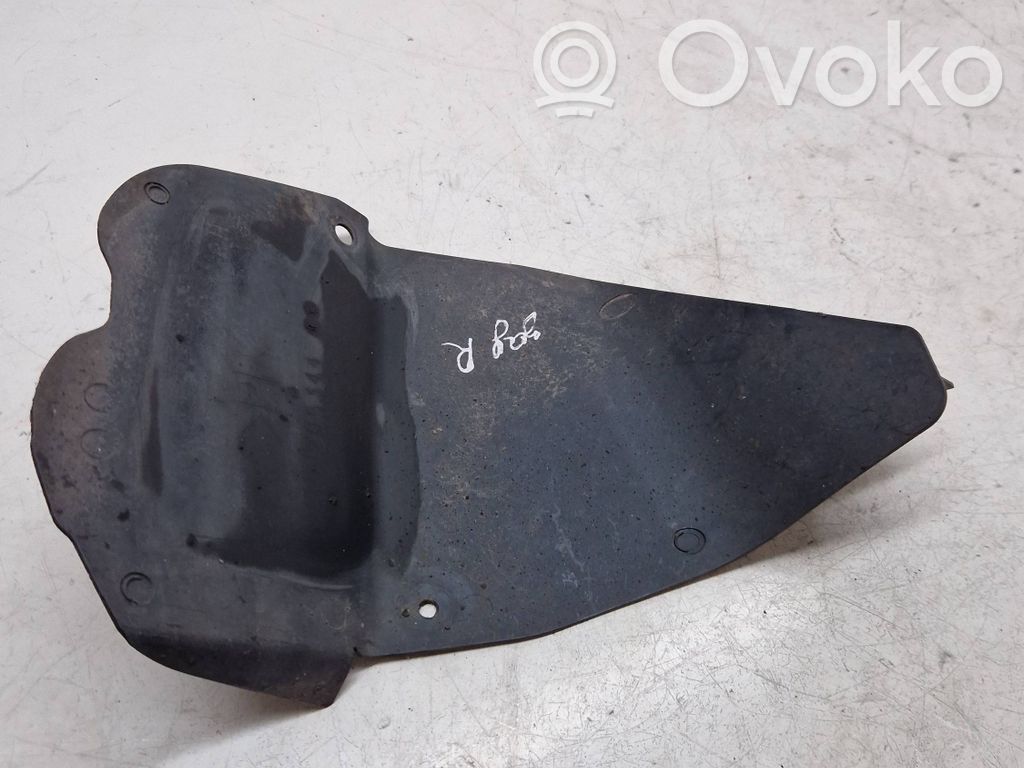 Nissan Qashqai Nadkole tylne 