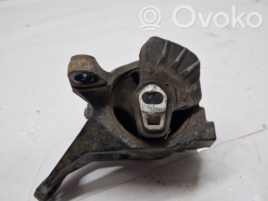 Mazda CX-5 Engine mount bracket 