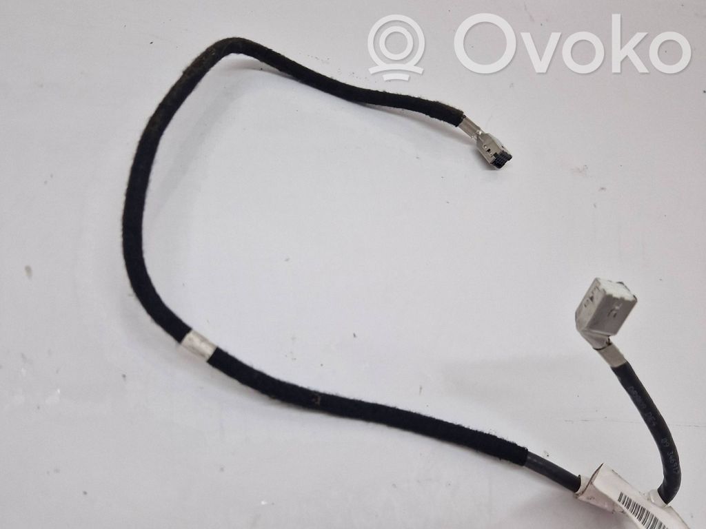 Mercedes-Benz C W204 CD changer wiring 
