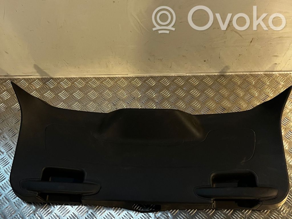 Ford Focus Tailgate trim 