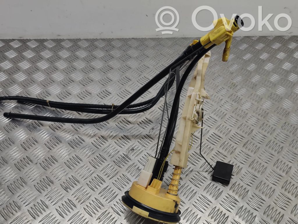 BMW X5 E53 Fuel level sensor 