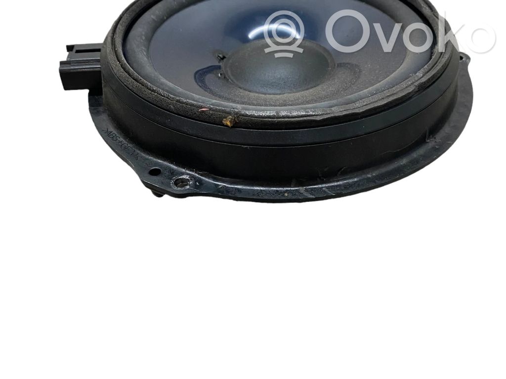 Ford C-MAX I Altavoz de la puerta trasera 