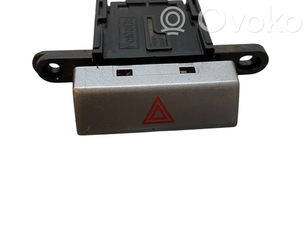 Hazard light switch